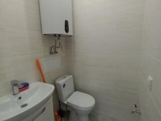 Офис, помещение, Сахарова. Фасад. 1-й этаж. Парковка.