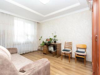 Vânzare, apartament, 3 camere, str. Luceafarul, sat. Dobrogea.