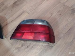Продам задние фонари на BMW E 38