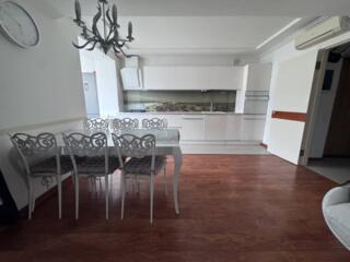 Предлагается к продаже трехкомнатный пентхаус, расположенный на 9 и10 