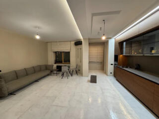 Продам сучасну 3-х кімнатну квартиру на вул.Ак.Заболотного. Під ...