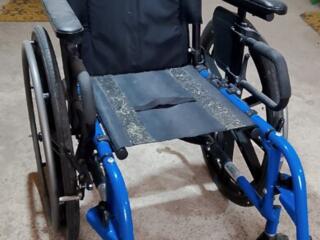 Продам Инвалидное кресло-коляска.