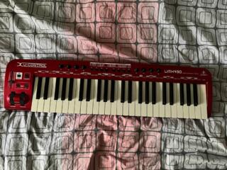 Миди клавиатура Behringer UMX-490