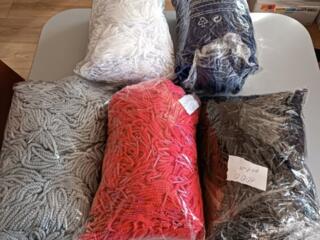 Компания продает шнурки для пакетов, различных цветов оптом. Цена дог.