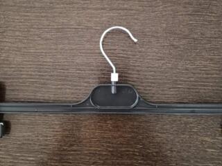 Вешалки (umerașe)