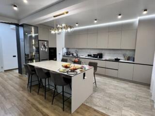 Вг9 4 этаж 140м2 с ремонтом, мебелью и техникой 185.000$