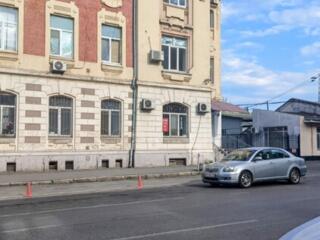 Центр 215м фасад. Без комісії