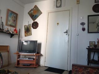 Сдам комнату в общежитии с балконом.