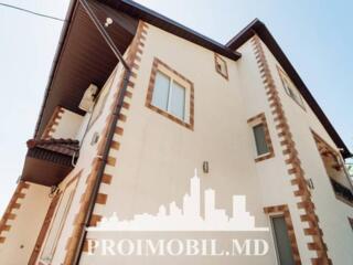 Vă propunem spre vânzare această casă în 4 nivele în sect. ...
