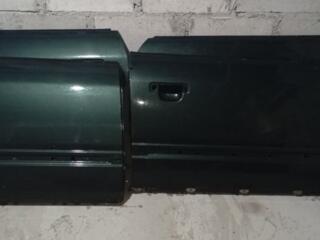 Продам двери на Ауди с4