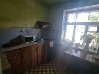 Продается комната площадью 12,9 м. Дом одноэтажный, коридор на 6 ...