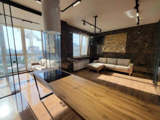 Продам 1-комнатную квартиру с ремонтом в ЖК "Приморские Сады&quot