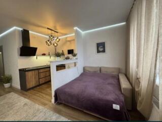 Сдается студия в ЖК Скай Сити, Варненская/Инглези