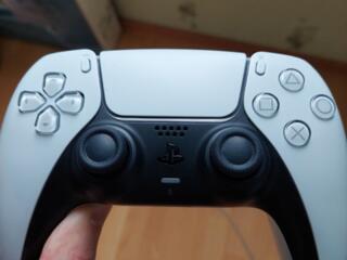 Продам геимпад ps5 в идеальном состоянии