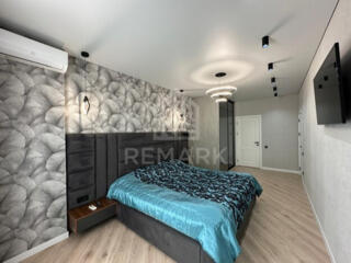 Apartament spațios cu 4 camere în Centru, ideal pentru o familie! - ..