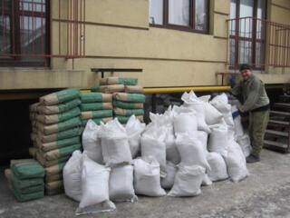 Подъем стройматериалов и вынос строительного мусора