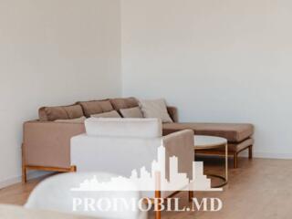 Vă propunem spre vânzare acest apartament cu 2 camere, suprafața ...