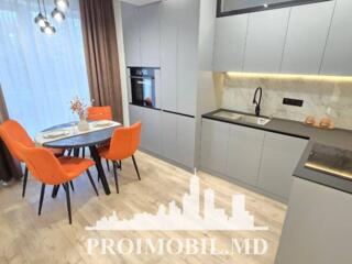 Vă propunem spre vânzare acest apartament cu 2 camere și living, ...