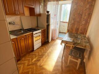 Сдам просторную 2-ком. квартиру в центре города на ул. Канатной.