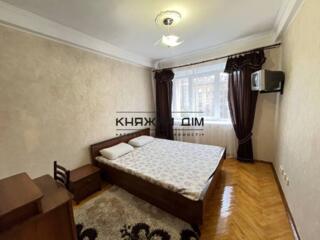 Пропонується в оренду 3-кімнатна квартира в Києві, Голосіївський р-н, 