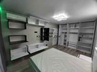 Продам однокімнатну квартиру ЖК Еврика  Адреса: вул. Маршала Конєва ..