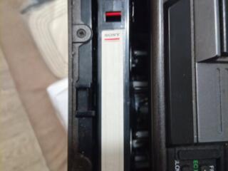 Для оцифровки старых видеокассет Видеокамера Blaupunkt CR 8010