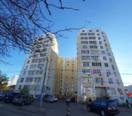 Продам под офис фасадную квартиру 57 кв.м., ул.Левитана / Ильфа и ...