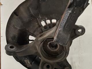 Цапфа Lexus ES300h