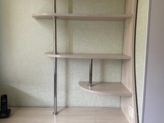 Продам Угловой письменный стол с надстройкой и тумбой