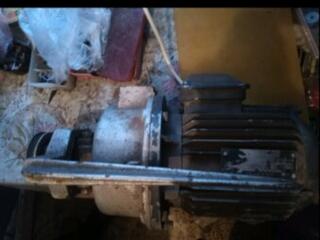 Мотор редуктор