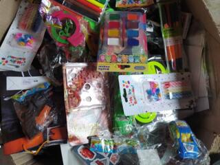 Продам новые игрушки и другие детские товары оптом все по 5 руб, за шт