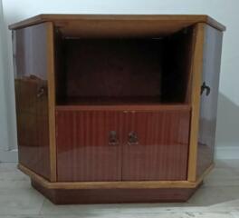 Продам угловую тумбочку