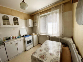 Продаю простору 2к. квартиру на Намиві, р-н Таврії