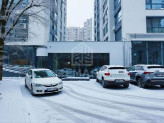 Vânzare spațiu comercial la parter, în apropiere de CC Soiuz, ...