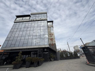 Chirie spațiu comercial / oficiu la prima linie cu vizibilitate ...