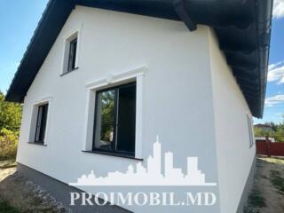 Vă propunem spre vânzare această casă în Trușeni, IP Luciafărul, cu ..