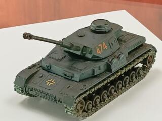 Продаётся масштабные модели танка и пушек