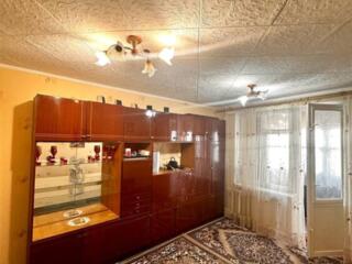 Продаются 2 комнаты в общежитии. Кировский, маг. «Ника»