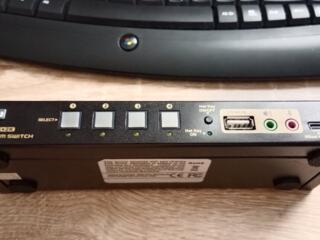 KVM-переключатель CKLau с 4 портами HDMI и USB-концентратором