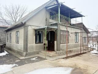 Продается котельцовый дом с мансардой в центре с. Терновка