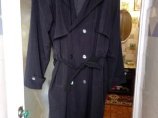 Продам плащ, демисезонные куртки, натуральную дублёнку б/у