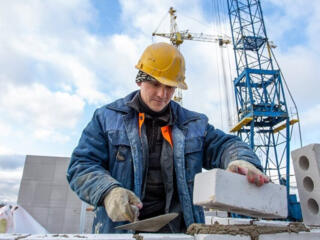 Ищу Строителя серьезного