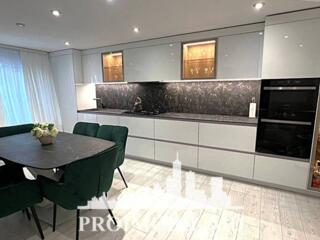 Vă propunem spre vânzare această casă în com. Tohatin, IP Izvorul ...