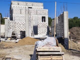 Строительство частных домов под ключ: от фундамента до заезда.