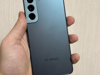 Продам Samsung Galaxy S22 8/128gb