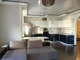 Предлагаю в аренду 2-комнатную квартирупо ул. Днепровская ...