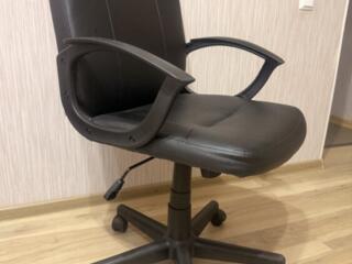 Офисный стул