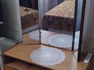 Продаётся трельяж-500руб.