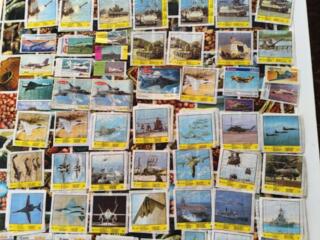 Винтажные наклейки от жвачки и марки