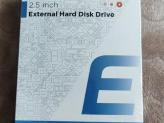 Продам внешний HDD 1Tb
